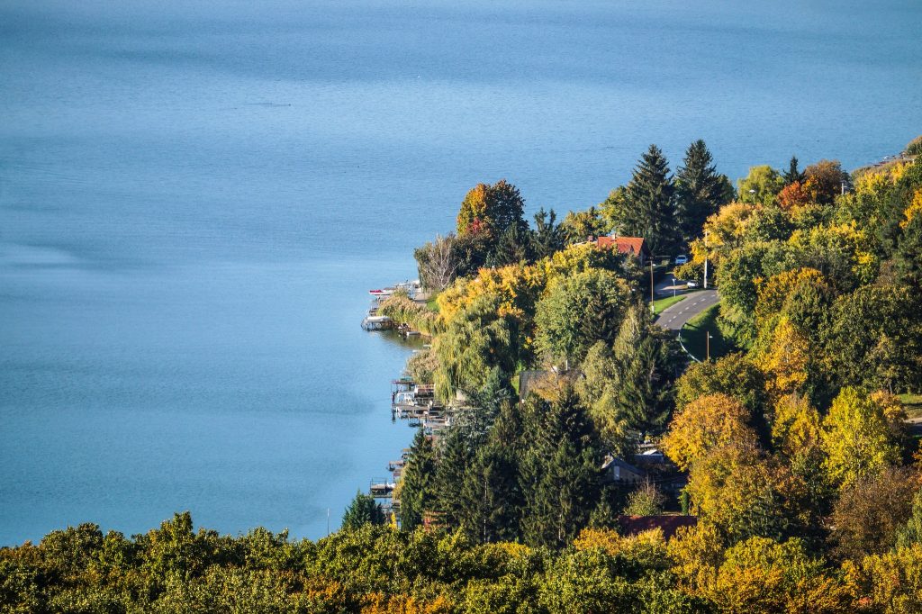 Orfűn järvet Pécsi -järvi